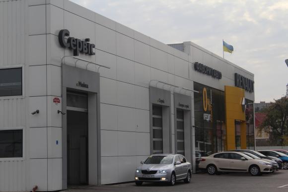 Будівництво на Коріатовичів продовжується. А що там буде — досі невідомо, фото №2 на сайті 20minut.ua