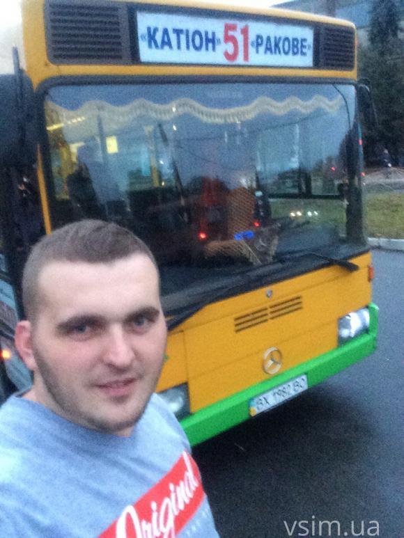 До дня автомобіліста: водії Хмельницького назвали найгірші дороги міста, фото №5 на сайті vsim.ua