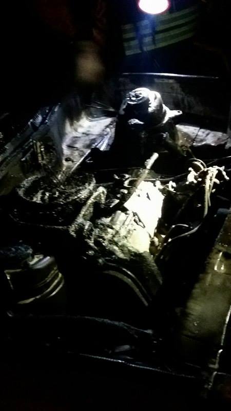 На Зарічанській вщент згорів ЗАЗ. Полум'я гасили пожежники і патрульні на сайті vsim.ua На Зарічанській вщент згорів ЗАЗ. Полум'я гасили пожежники і патрульні, фото №1 на сайті vsim.ua