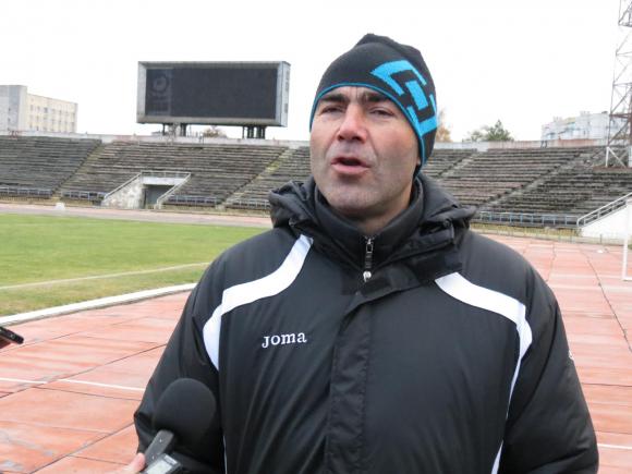 "Нива-В" сломила сопротивление "Тепловика" из Ивано-Франковска, забив два мяча и пропустив один на последней минуте, фото №4 на сайті 20minut.ua