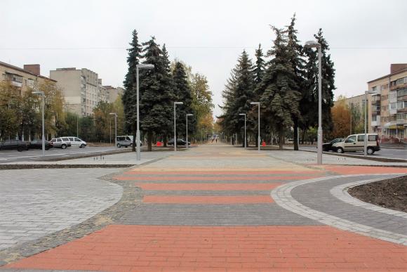 Реконструкцію на проспекті Космонавтів мають завершити до кінця жовтня, фото №1 на сайті 20minut.ua