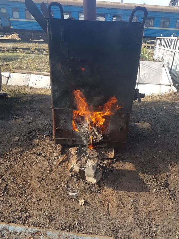 Що насправді палять у депо на Бродівській на сайті 20minut.ua Що насправді палять у депо на Бродівській, фото №4 на сайті 20minut.ua