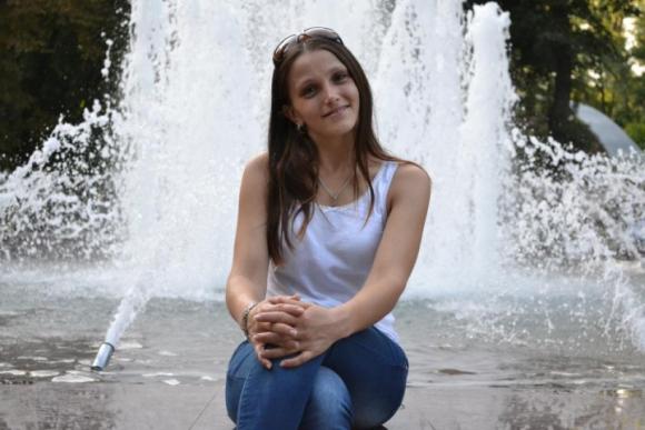 Тернополян просять допомогти військовій землячці, якій поїзд відтяв обидві ноги, фото №1 на сайті 20minut.ua