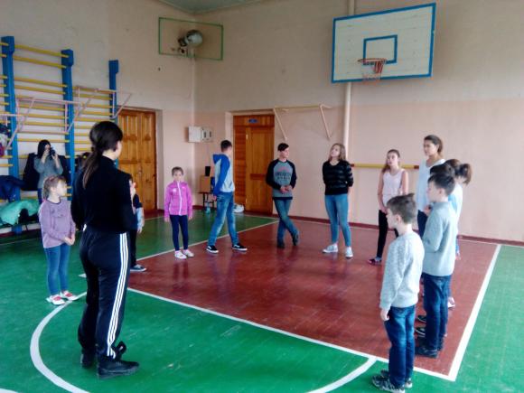 У Тернополі дітей вчили танцювати контемп, фото №1 на сайті 20minut.ua