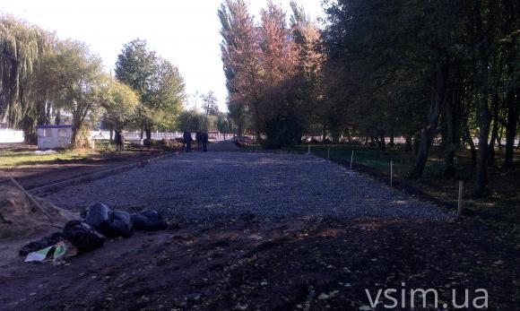 В парку Чекмана почали капремонт. Буде не тільки велодоріжка, а й спортивний майданчик, фото №4 на сайті vsim.ua