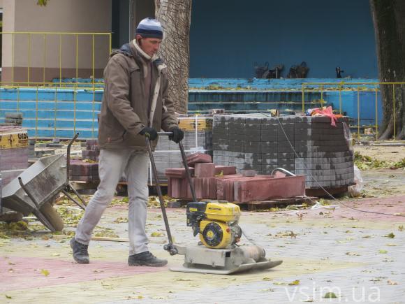 Як проходить реконструкція майданчику біля кінотеатру Шевченка, фото №5 на сайті vsim.ua