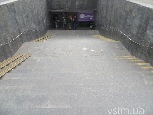 З підземки в центрі Хмельницького можуть зникнути квіти, фото №7 на сайті vsim.ua