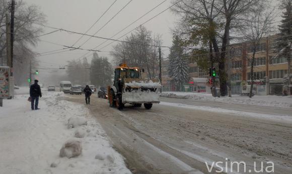 Хмельницький завалило снігом. Що відбувалося в місті і як розчистили дороги (ФОТО), фото №4 на сайті vsim.ua