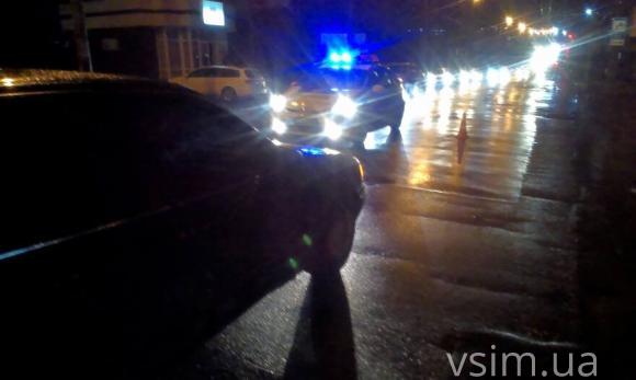 На перехресті Панаса Мирного та Залізняка "Ford" збив  жінку (ФОТО), фото №1 на сайті vsim.ua
