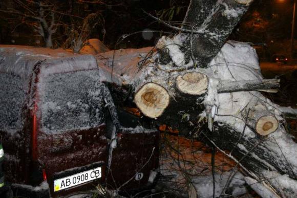 Наслідки снігопаду: десятки аварій через сніг, але без загиблих (ФОТО), фото №8 на сайті 20minut.ua