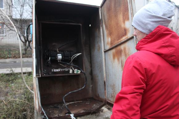 «Щомиті можемо згоріти». Дім в Пироговому має один на всіх електричний кабель, фото №5 на сайті 20minut.ua