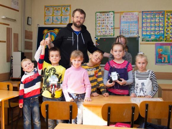 Створити у Вінниці безкоштовний клуб з робототехніки для дітей – реально, фото №1 на сайті 20minut.ua