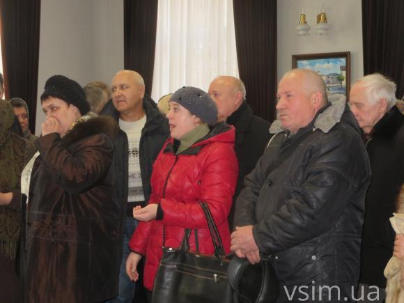 «Свобода прийшла, порядку не навела», - жителі Панаса Мирного вимагають зупинити будівництво біля їхнього дому, фото №6 на сайті vsim.ua