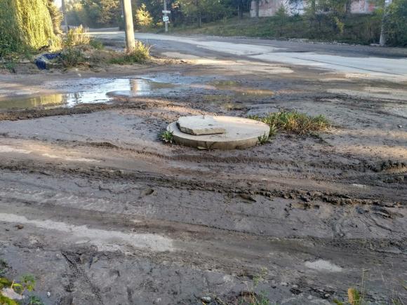 Так виглядає вулиця Промислова після виконаного поточного ремонту, фото №1 на сайті 20minut.ua