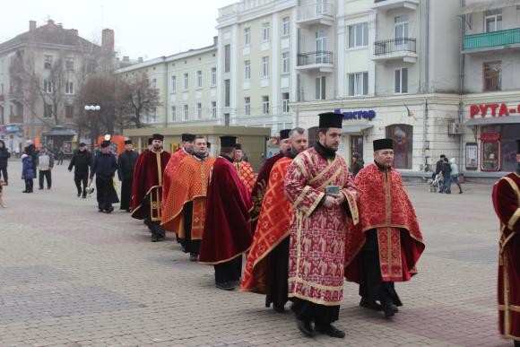 Тернопіль у скорботі вшанував пам`ять жертв голодоморів, фото №8 на сайті 20minut.ua