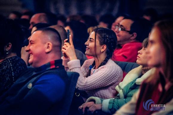 «Зеленый» концерт «Дизель Шоу» в Виннице: с розыгрышами на сцене, встречей с обезьянами и поездкой на ставку Гитлера, фото №39 на сайті 20minut.ua