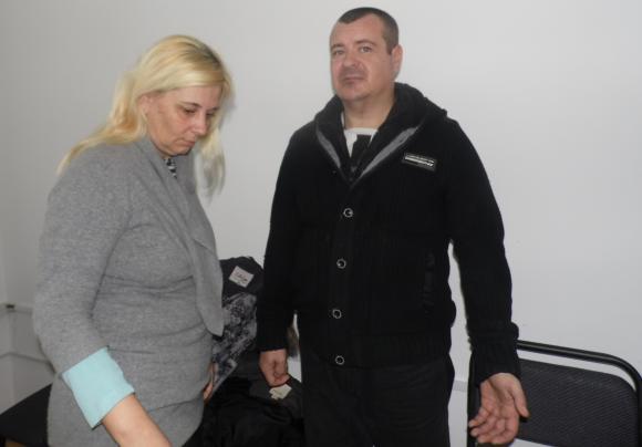 Безглуздий домашній арешт. Покалічений сокирою і кривдник живуть по-сусідству, фото №3 на сайті 20minut.ua