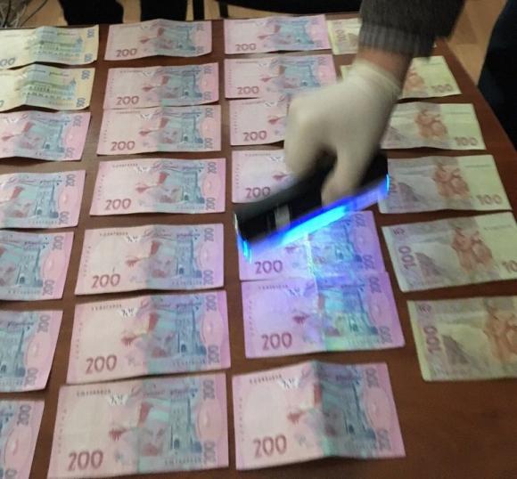 На хабарі спіймали начальника районного відділу державної виконавчої служби на сайті vsim.ua На хабарі спіймали начальника районного відділу державної виконавчої служби, фото №1 на сайті vsim.ua