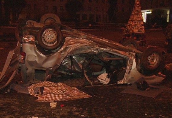Пригадаймо 10 найстрашніших аварій за рік. Найчастіші причини ДТП, фото №7 на сайті 20minut.ua