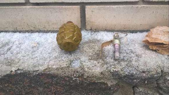 У Гайсині біля залізничного вокзалу ходив чоловік із гранатою, фото №1 на сайті 20minut.ua