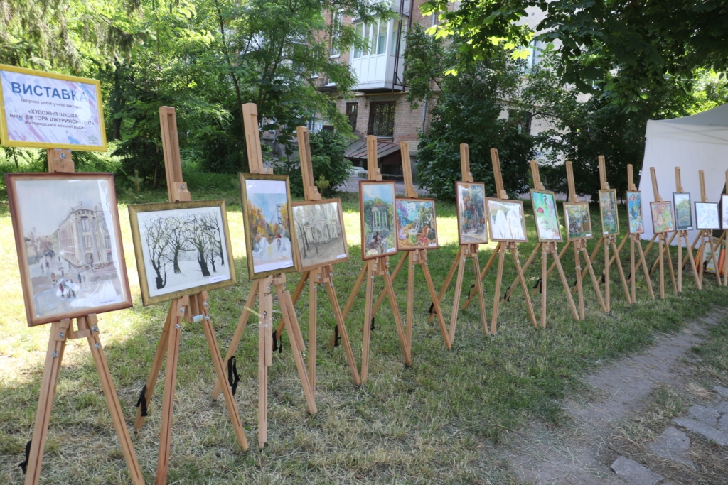 У художній школі міста шукають автора дитячої картини, написаної у 70-80 роках, фото №2 на сайті 20minut.ua