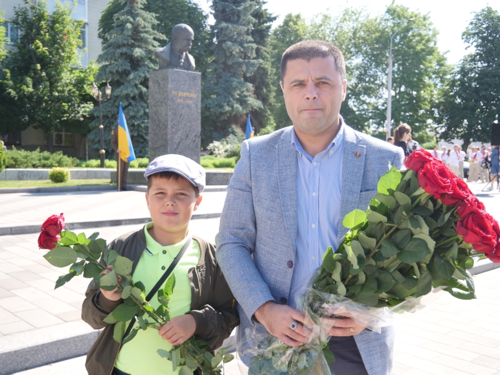 У Житомирі відзначили День Конституції на сайті 20minut.ua У Житомирі відзначили День Конституції, фото №2 на сайті 20minut.ua