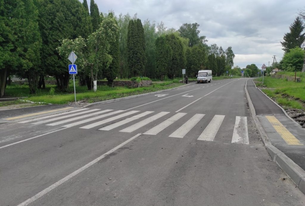 Завершено капітальний ремонт автодороги Мирославка – Малосілка через Демчин. ФОТО на сайті 20minut.ua Завершено капітальний ремонт автодороги Мирославка – Малосілка через Демчин. ФОТО, фото №5 на сайті 20minut.ua