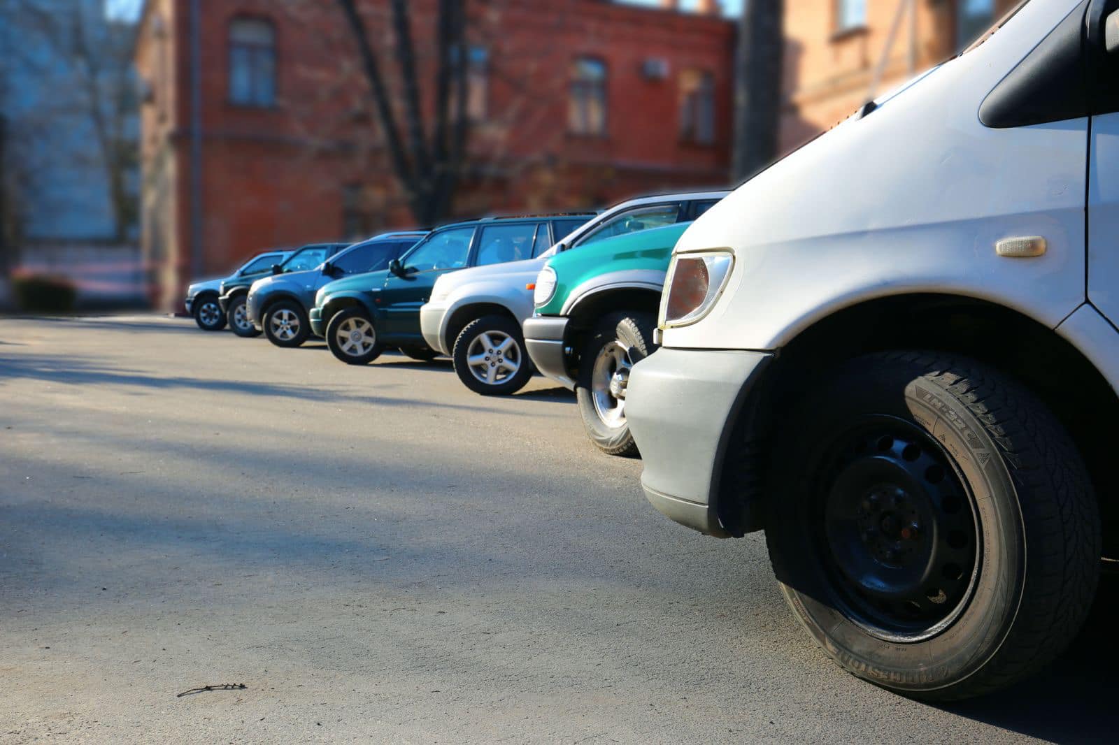 Хмельницькі волонтери закупили 30 автомобілів для військових на сайті vsim.ua Хмельницькі волонтери закупили 30 автомобілів для військових, фото №3 на сайті vsim.ua