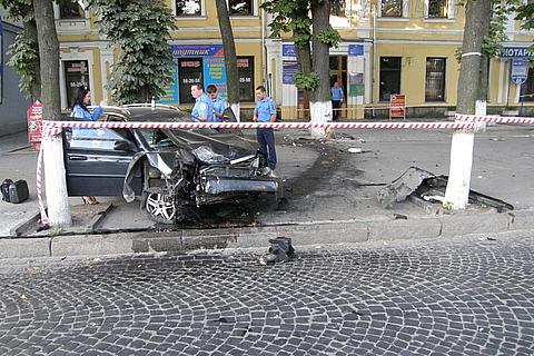 Мажори на «Шевроле» збили на смерть двох пенсіонерів (оновлено), фото №2 на сайті 20minut.ua
