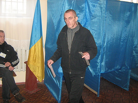 У Вінницькій тюрмі №1 явка виборців стовідсоткова, фото №1 на сайті 20minut.ua
