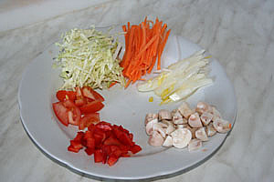 Кефаль жареная с овощами, фото №1 на сайті 20minut.ua